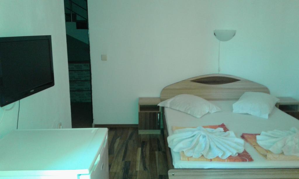 Zora Guest House Primorsko Room photo